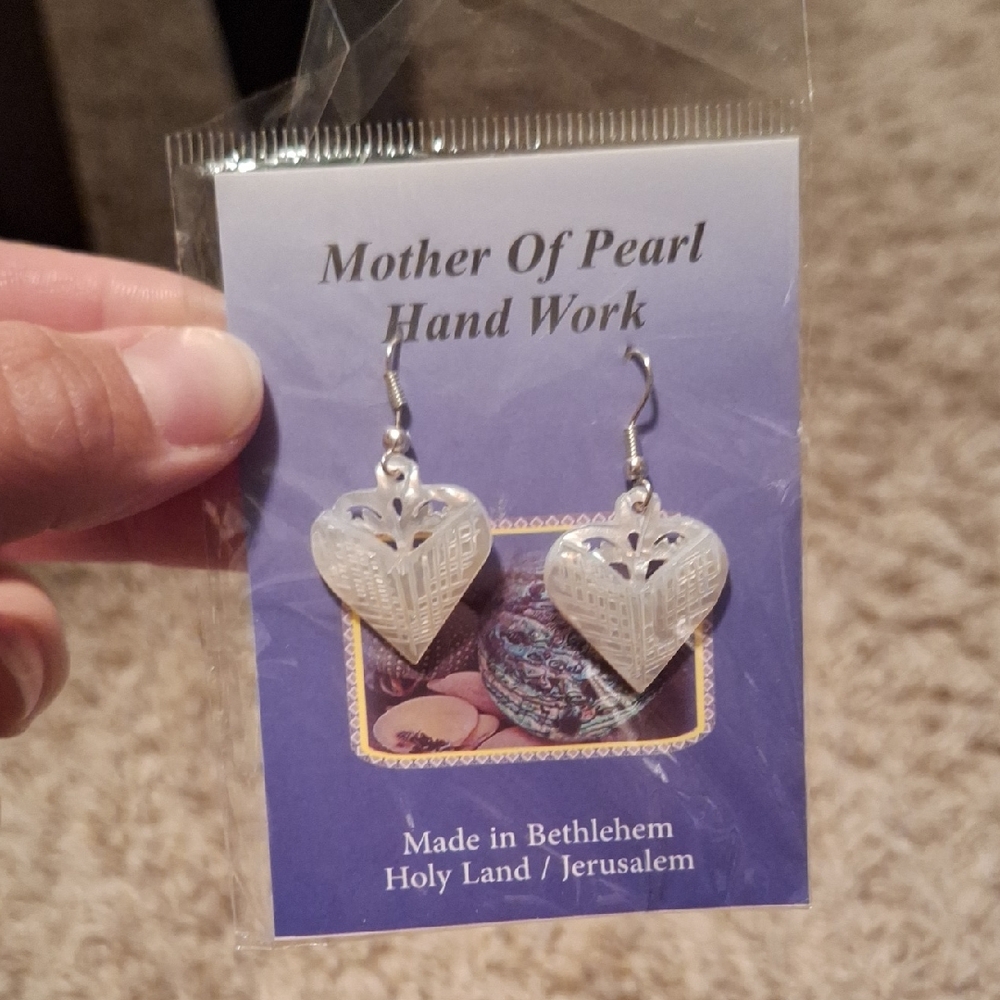 Mother of Pearl Heart Earrings